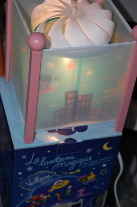 Lampka nocna kalejdoskop magiczna latarnia Lampka nocna kalejdoskop magiczna latarnia