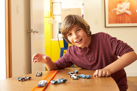 statek SAMOCHÓD HOT WHEELS STAR WARS X-WING FIGHTE statek SAMOCHÓD HOT WHEELS STAR WARS X-WING FIGHTE