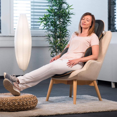 Mata masująca MEDISANA MC 825 shiatsu masażer pilot Mata masująca MEDISANA MC 825 shiatsu masażer pilot