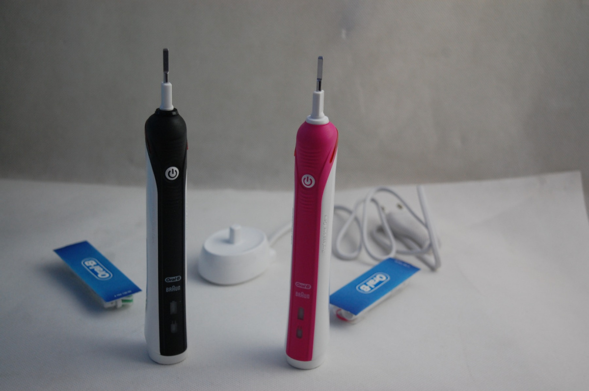 SZCZOTECZKA ELEKTRYCZNA ORAL-B PRO2 2950N zestaw SZCZOTECZKA ELEKTRYCZNA ORAL-B PRO2 2950N zestaw