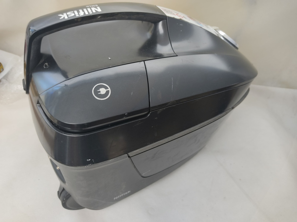 Odkurzacz Nilfisk Elite P Superior 3,2L 1450W Odkurzacz Nilfisk Elite P Superior 3,2L 1450W