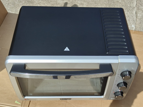Piekarnik elektryczny DELONGHI EO2475 24l 2000W Piekarnik elektryczny DELONGHI EO2475 24l 2000W