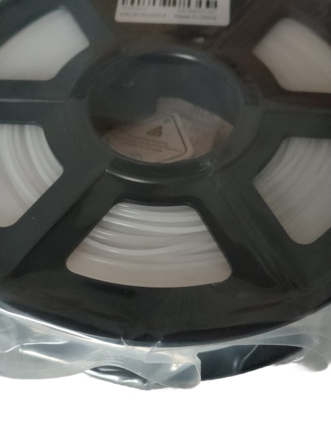 Filament TPU 1,75 mm elastyczny do drukarek 3D 0,5 KG BIAŁY Filament TPU 1,75 mm elastyczny do drukarek 3D 0,5 KG BIAŁY
