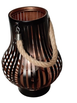 LAMPA LATARNIA metalowa na baterie latrenka świecąca lampion przenośna