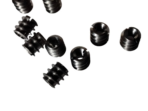 DIN7965 WKŁADKA MUFA 101 szt DWUGWINT NA WKRĘT 18 mm Wkładka gwintowana