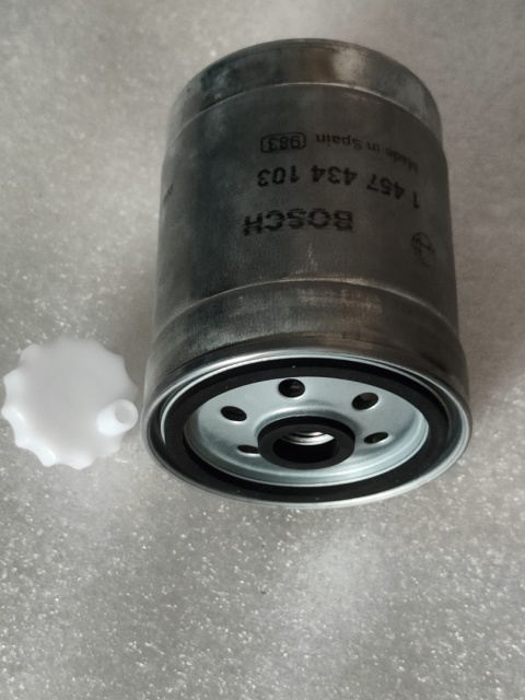 Filtr paliwa BOSCH 1 457 434 103 WK832 CS404A H81WK01 N4103