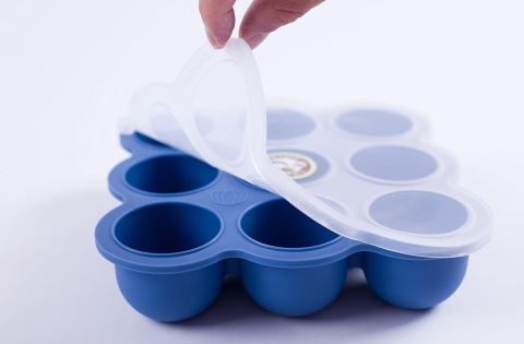 Pojemniki do zamrażania i przechowywania żywności dla niemowląt