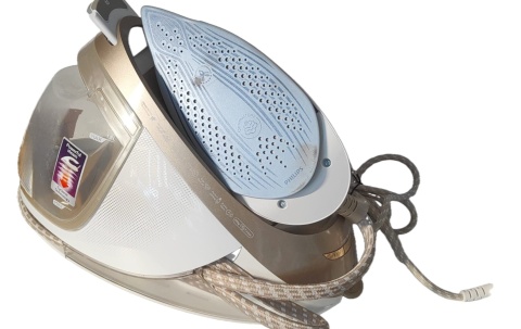 PerfectCare Elite silence Żelazko z generatorem pary stacja parowa GC9642/60