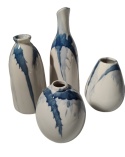 Zestaw 4 ceramicznych wazonów nowoczesny styl wiejski dekoracja biały niebieski