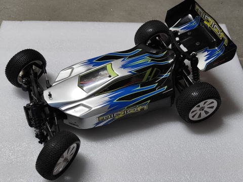 Model Truggy RC Team C 1:10 Minion 4WD TR04 2,4GHz ABSIMA RTR