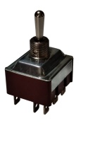 Przełącznik dźwigniowy APEM 657H/2/6573676 250VAC