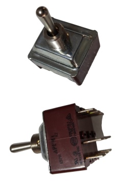 Przełącznik dźwigniowy APEM 657H/2/6573676 250VAC